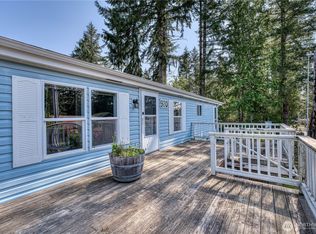 970 E Trails End Dr, Belfair, WA