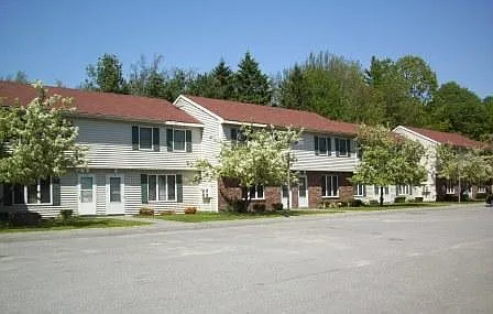 65 Lambert St #12 — Photo 3