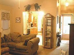 2nd image of 1608 Kelly Ln