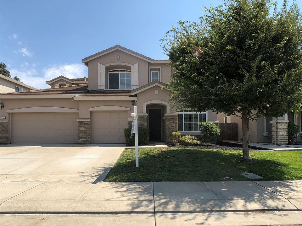 1st image of 8735 Bergamo Cir