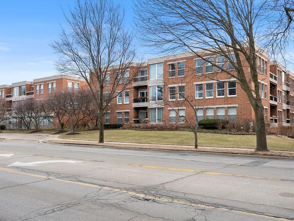 1st image of 1925 Lake Ave Unit 104