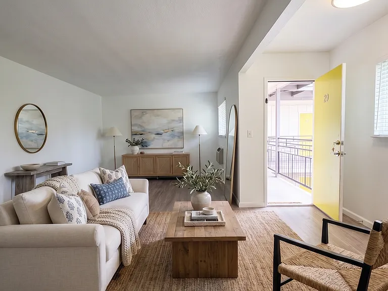 Lime Apartments — Photo 12