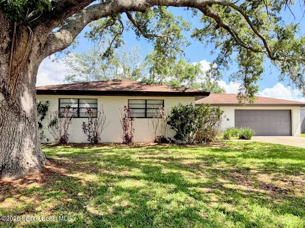 635 Firestone St NE, Palm Bay, FL 32907