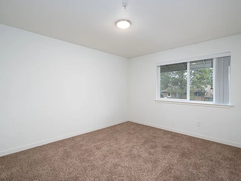 10730 NE Wygant St — Photo 7