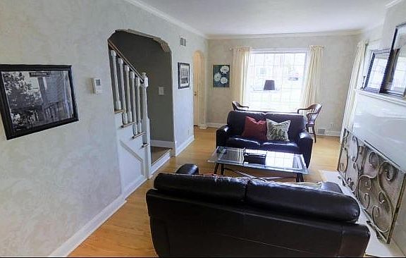 2nd image of 5006 N Woodruff Ave