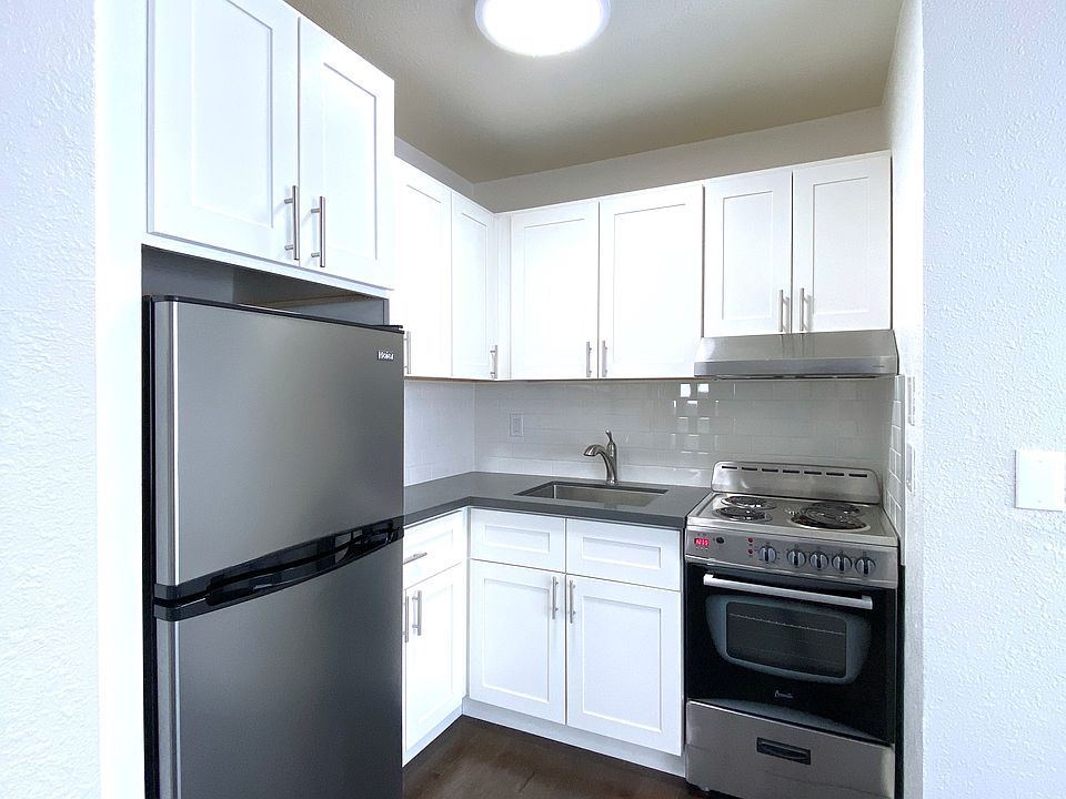 1st image of 200 Guerrero St