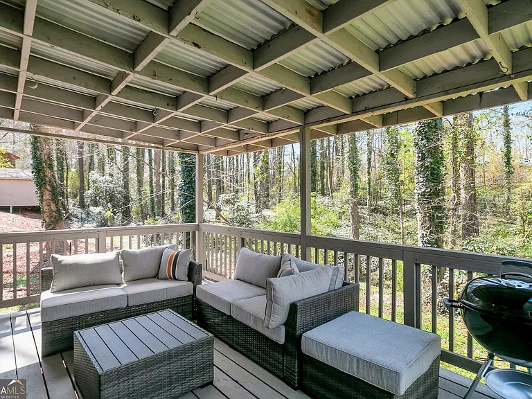 65 Juliana Dr — Photo 26