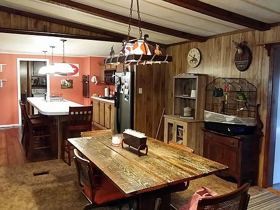 Kitchen from the breakfast room.