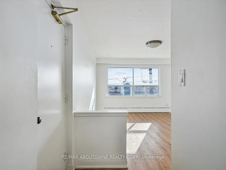 2 Wesley St #6 — Photo 5