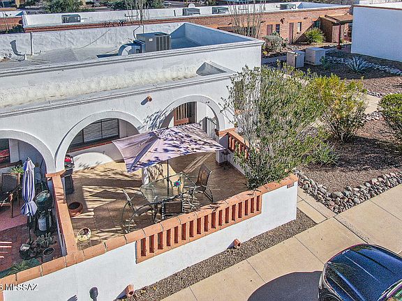 4th image of 189 S Paseo Pena APT D