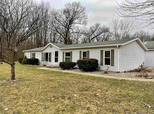 20970 8th Rd, Plymouth, IN 46563