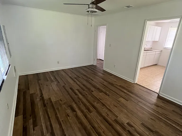 521 Rachael St — Photo 3