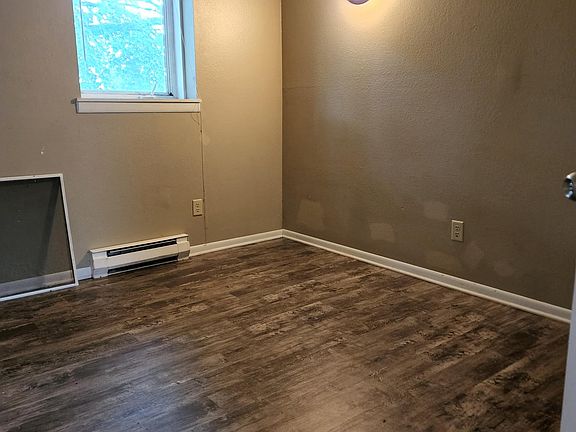 4th image of 1320 6th Ave S #4