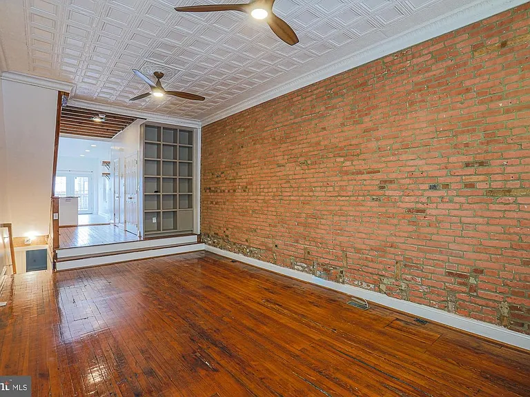 127 N Patterson Park Ave #1 — Photo 9