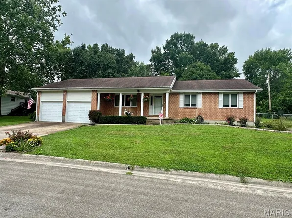 1204 Sycamore Dr, Rolla, MO 65401