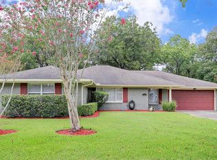 11022 Cedarhurst Dr, Houston, TX 77096