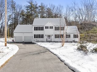 478 W Townsend Rd, Lunenburg, MA 01462