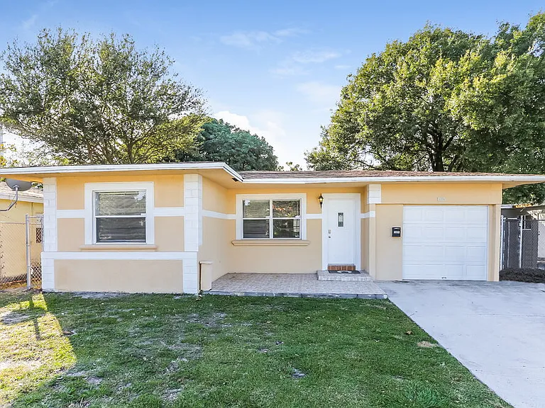 1505 N Andrews Ave — Photo 3