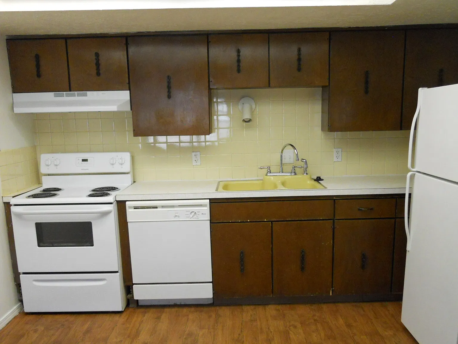 2 bed, 800 sqft, $825 — Photo 3