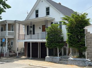 105 Ethan St, Providence, RI 02909