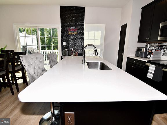 4th image of 20 Kenai Pl