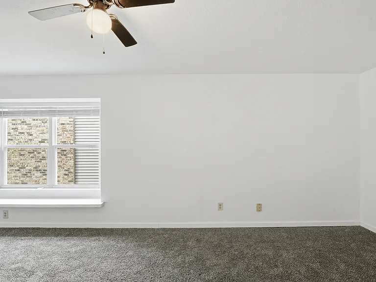 9305 Shipman St — Photo 21