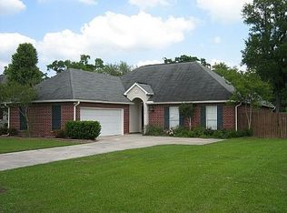 16334 Megan Ln, Prairieville, LA 70769