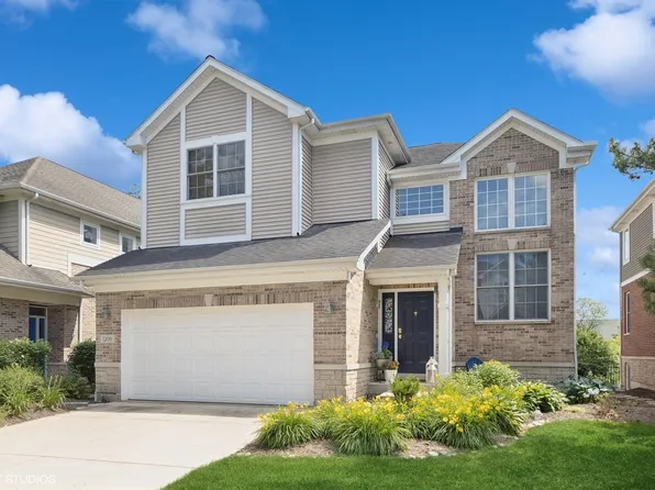 1209 Lake Shore Dr, Lisle, IL 60532