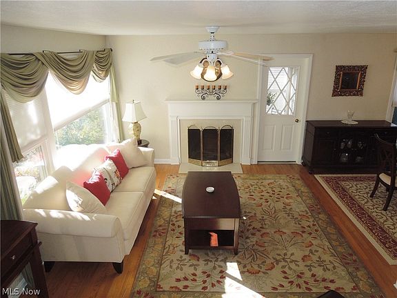 4th image of 2816 Park Dr S