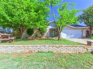3817 Whispering Heights Dr, Edmond, OK 73013