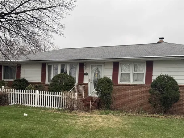 1305 E 30th St, Erie, PA 16504