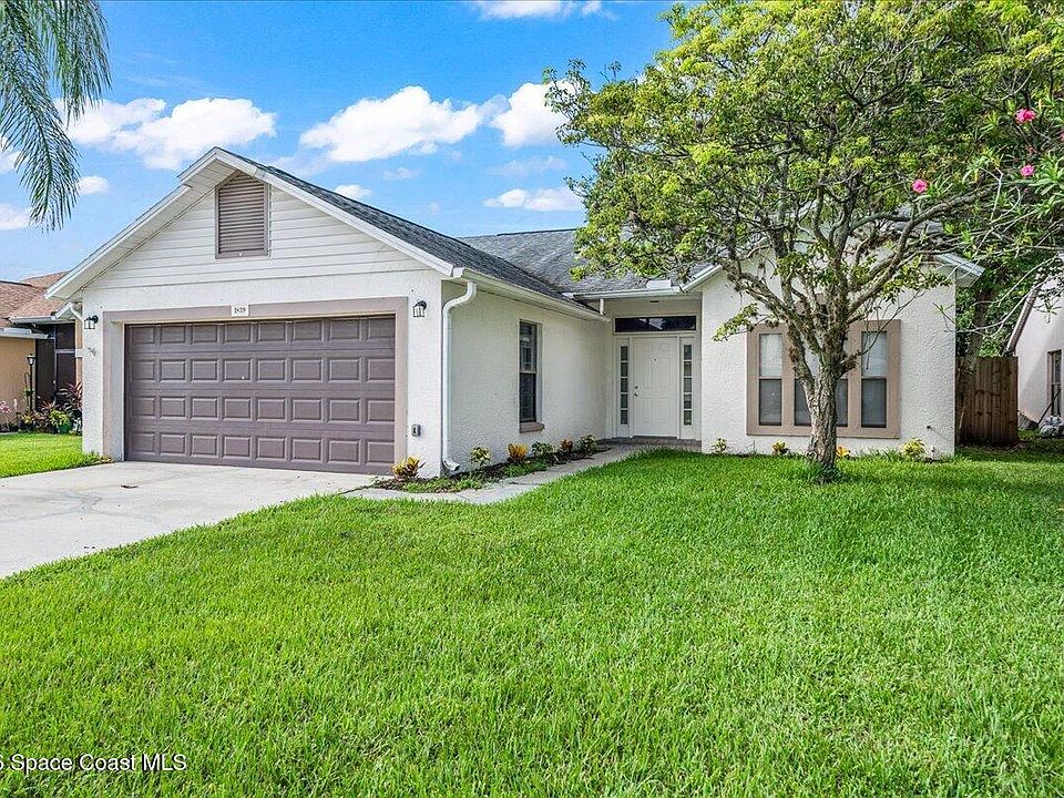 1st image of 1839 Clover Cir