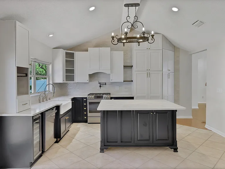 4795 Wandering Pines Trl S — Photo 4
