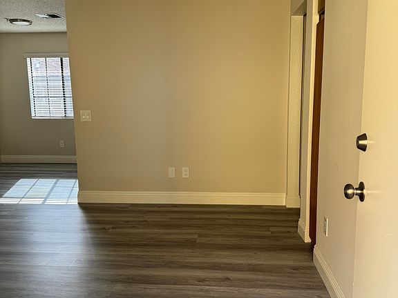 2nd image of 109 N 5th St APT F