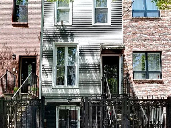 34 Rochester Ave, Brooklyn, NY 11233