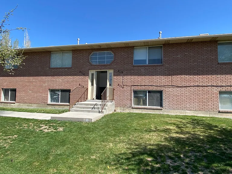 2112-2118 W 220 N — Photo 1