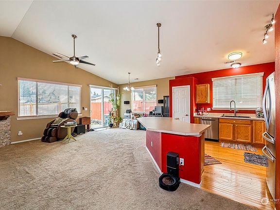 3rd image of 8909 176th Street Ct SE