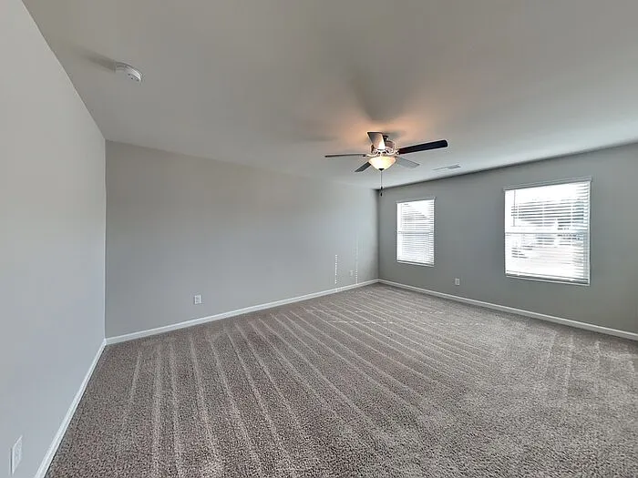 708 Andrews St NW — Photo 8