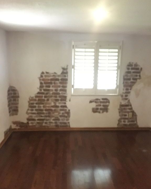Office or 5th bedroom