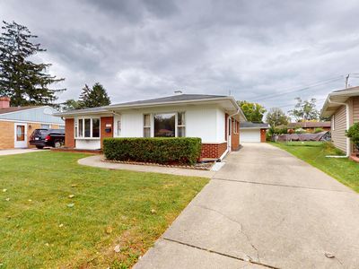 709 S Dennis Rd, Wheeling, IL, 60090