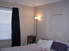 4th image of 117A N Troy Ave