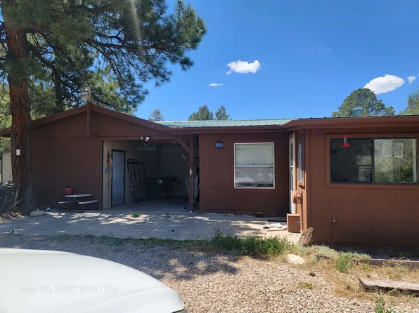 10 Hunt Road, Questa, NM 87556