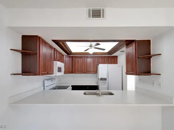5755 Foxlake Dr APT A, North Fort Myers, FL 33917