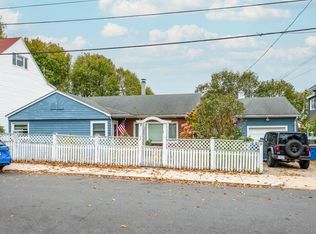 41 Summit Ave, Winthrop, MA 02152