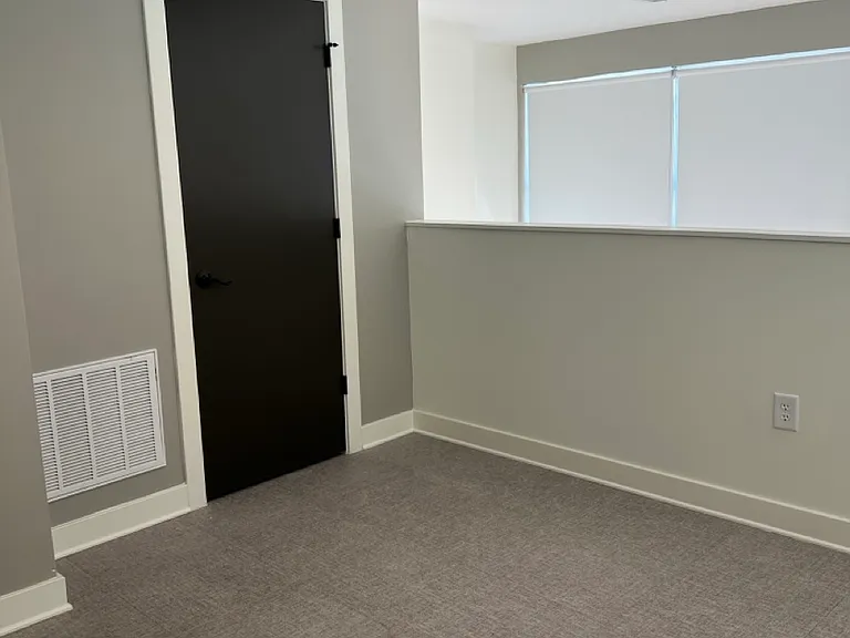 Pulaski Lofts — Photo 92