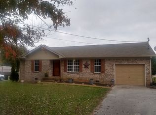 1236 S Russell St, Portland, TN 37148