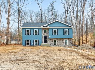 142 Patrick Henry Dr, Ruther Glen, VA 22546