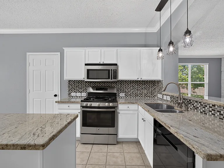 1531 Timber Ridge Dr — Photo 17