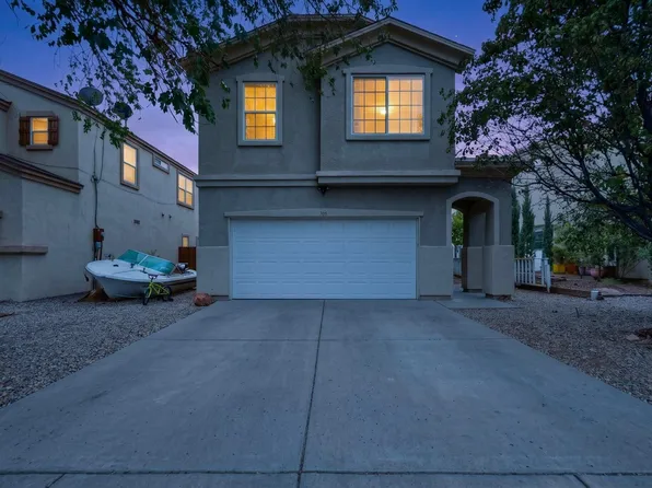 709 Los Viejos Dr SW, Albuquerque, NM 87105