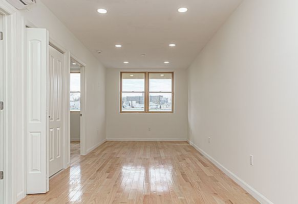 1st image of 2828 W 17th St #2F